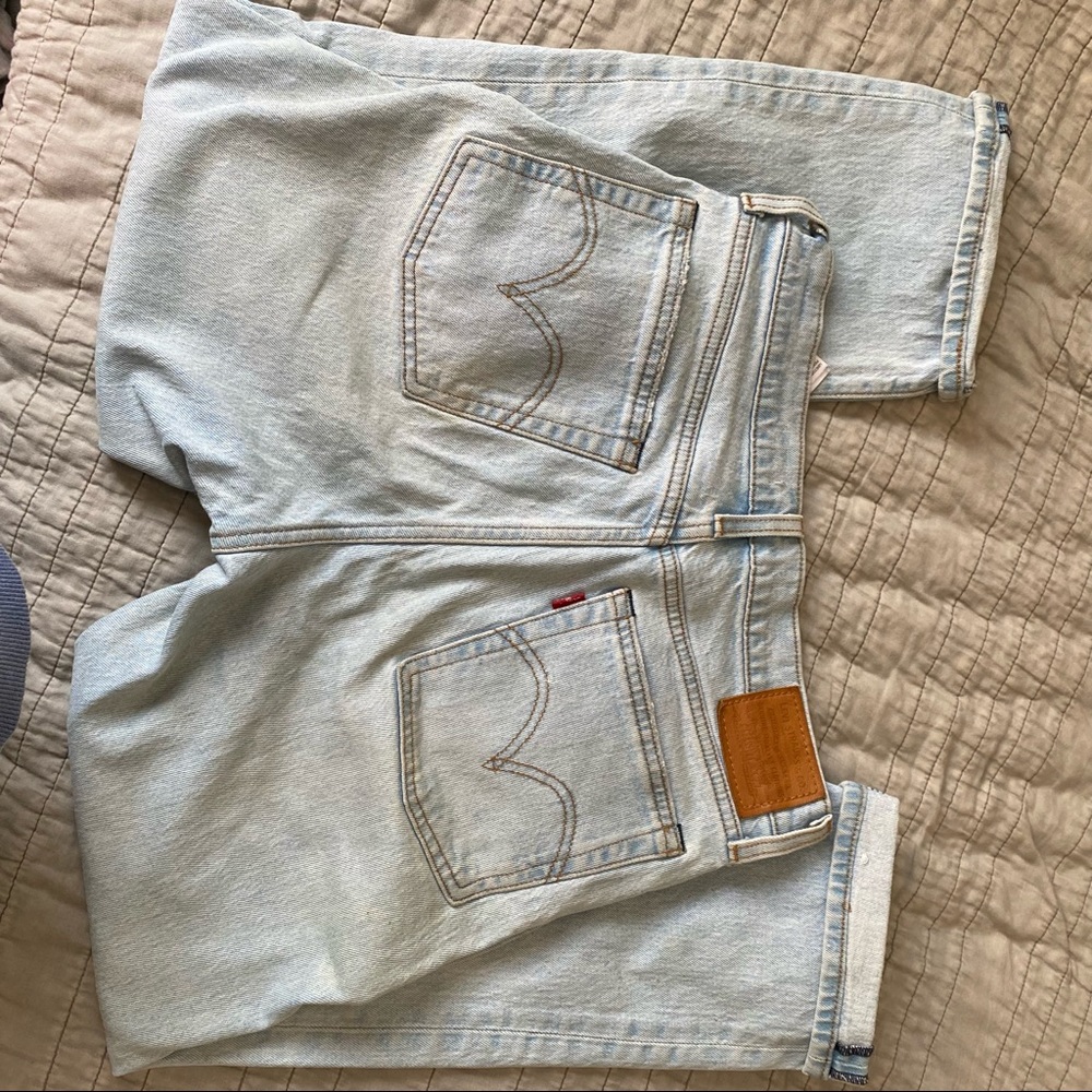 Levi's Wedgies 🥂🍑